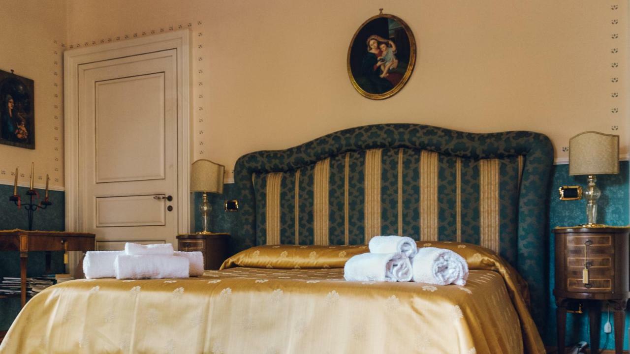 Villa Jacona Калтаджироне Екстериор снимка