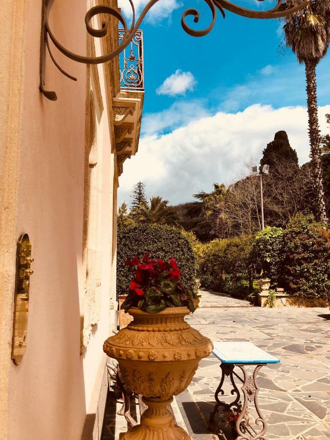 Villa Jacona Калтаджироне Екстериор снимка